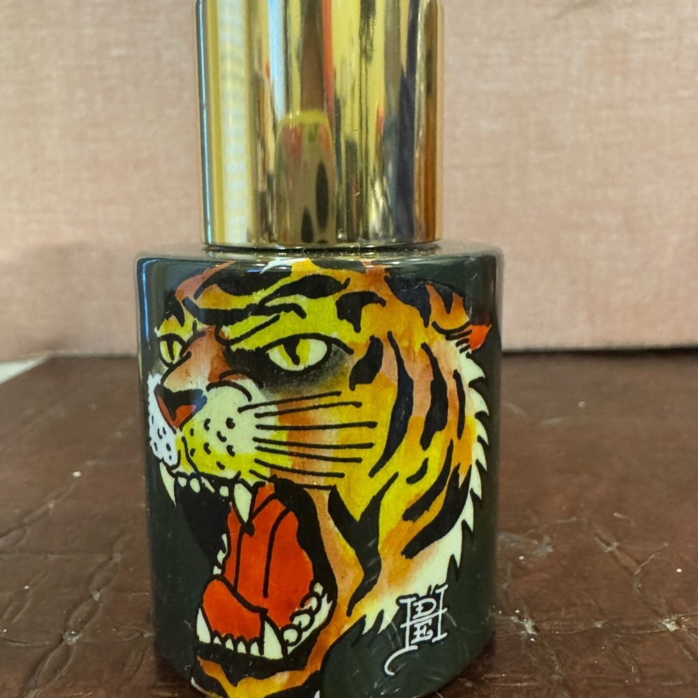 Ed Hardy “Tiger Ink” and Elizabeth Arden perfume - Picture 5 of 6